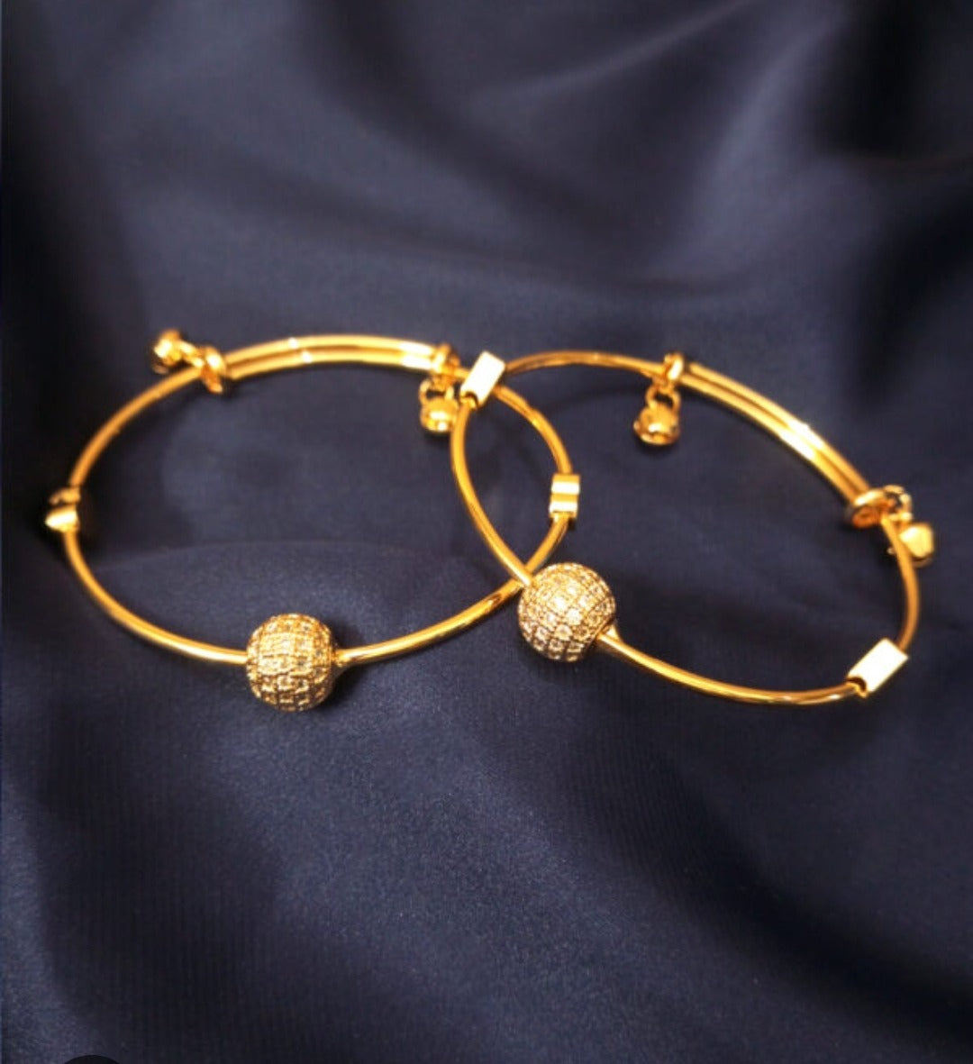 2 Pcs Adjustable Gold & Silver Ball Bangles –